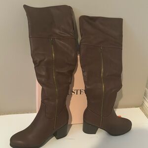 New lewan just fab boots please check the pictures